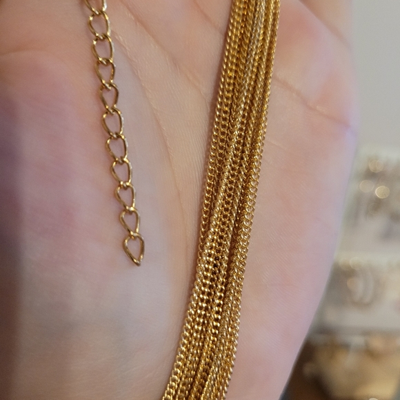 Short Gold Necklace - Picture 5 of 5